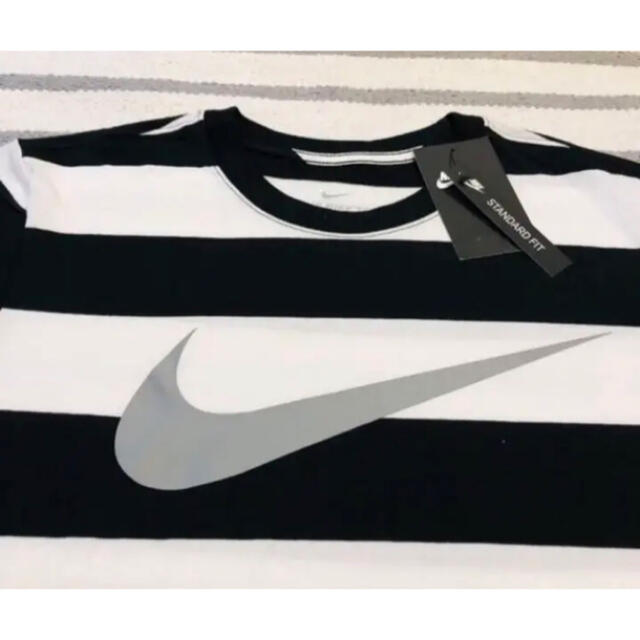 NIKE(ナイキ)の新品　NIKE ナイキ　スウォッシュ　ボーダーTシャツ　 XL メンズのトップス(Tシャツ/カットソー(半袖/袖なし))の商品写真