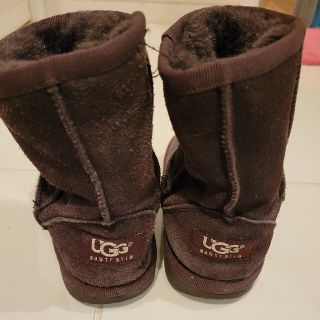 アグ(UGG)のUGGキッズブーツ(ブーツ)