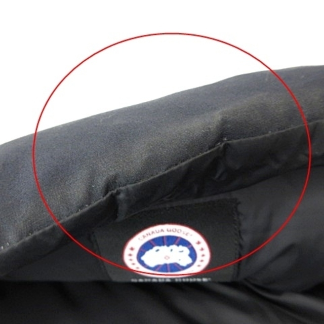 CANADA GOOSE(カナダグース)のカナダグース CANADA GOOSE ダウンベスト ネイビー 紺 L メンズのジャケット/アウター(ダウンベスト)の商品写真