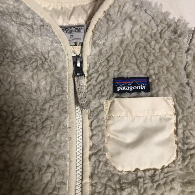 patagonia(パタゴニア)の2T Patagonia レトロX キッズ/ベビー/マタニティのキッズ服男の子用(90cm~)(ジャケット/上着)の商品写真