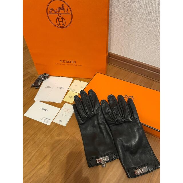 HERMES エルメス レザーグローブ 手袋 ケリー 黒-