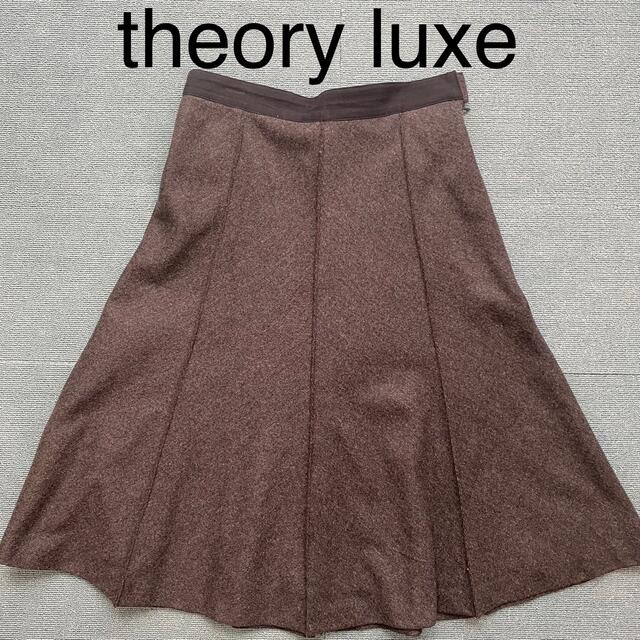 Theory luxe(セオリーリュクス)のtheory luxe 膝丈フレアスカート グレー　ウール/カシミヤ レディースのスカート(ひざ丈スカート)の商品写真