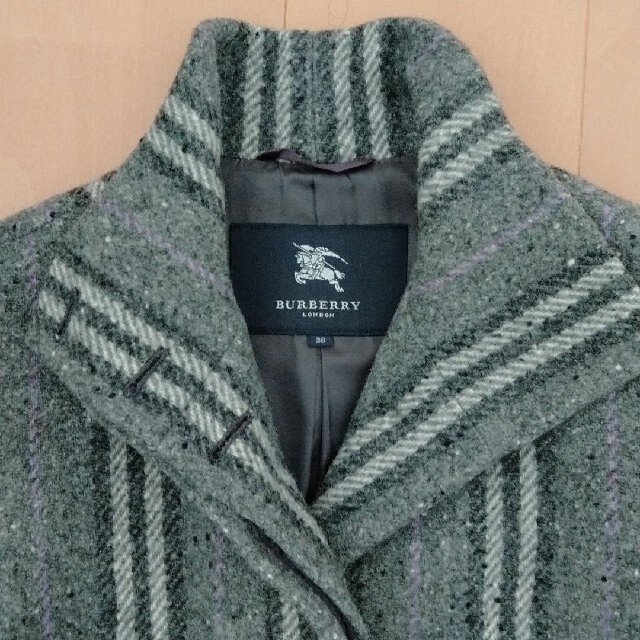 BURBERRY(バーバリー)のBURBERRYのストライプコート レディースのジャケット/アウター(ロングコート)の商品写真