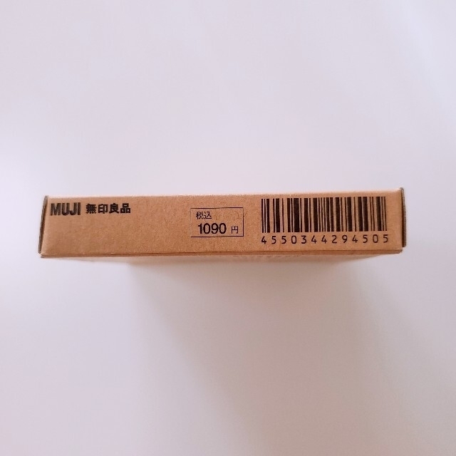 MUJI (無印良品)(ムジルシリョウヒン)の試し塗りのみ！無印良品 MUJI UVプレストパウダー SPF50 ナチュラル コスメ/美容のベースメイク/化粧品(フェイスパウダー)の商品写真