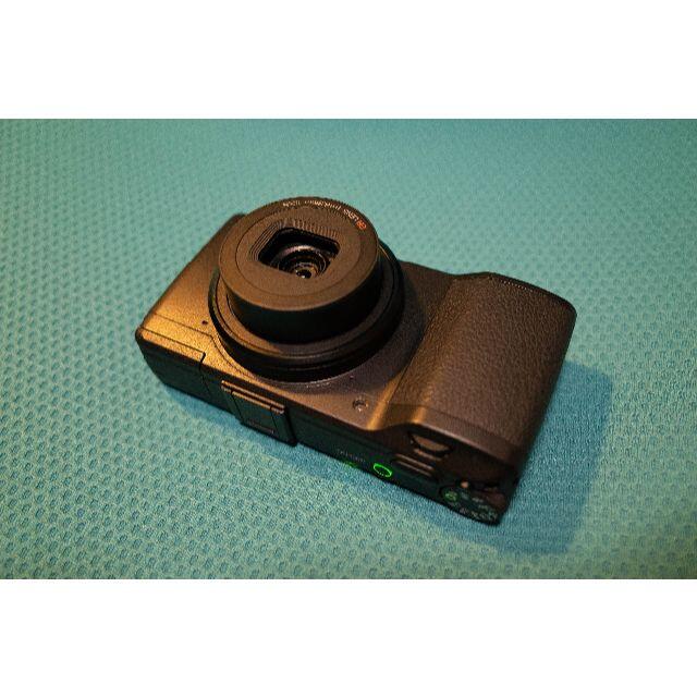 RICOH(リコー)の美品 RICOH GR リコー スマホ/家電/カメラのカメラ(コンパクトデジタルカメラ)の商品写真