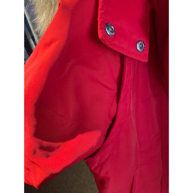 le coq sportif(ルコックスポルティフ)の今月中だけお値下げ　ダウンジャケット赤ルコック レディースのジャケット/アウター(ダウンジャケット)の商品写真