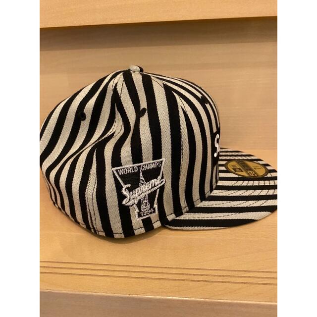 Supreme(シュプリーム)の13AW Striped Box Logo NEW ERA CAP ニューエラ メンズの帽子(キャップ)の商品写真