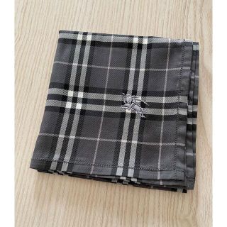 バーバリー(BURBERRY)の【新品未使用】BURBERRY ハンカチ(ハンカチ/ポケットチーフ)