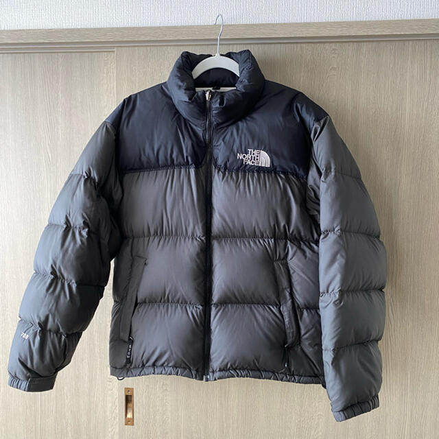 THE NORTH FACE(ザノースフェイス)のTHE NORTH FACE ヌプシ メンズのジャケット/アウター(ダウンジャケット)の商品写真