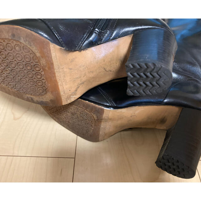 【値下げ】ロングブーツ　レザー　ブラック　銀行かねまつ レディースの靴/シューズ(ブーツ)の商品写真