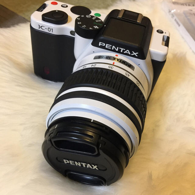 PENTAX(ペンタックス)の✩ PENTAX k-01 ダブルズームレンズキット ミラーレス一眼 .·˖*✩ スマホ/家電/カメラのカメラ(ミラーレス一眼)の商品写真