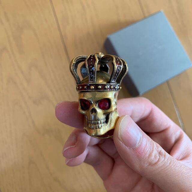 Alexander McQueen(アレキサンダーマックイーン)のアレキサンダーマックイーン　クィーンスカル メンズのアクセサリー(リング(指輪))の商品写真