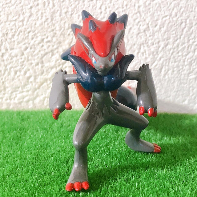 ポケモン(ポケモン)のポケモン モンコレ ゾロアーク フィギュア 任天堂 TOMY エンタメ/ホビーのフィギュア(アニメ/ゲーム)の商品写真