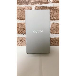 シャープ(SHARP)のAQUOS sense6 SH-M19A シルバーSIMフリー(スマートフォン本体)