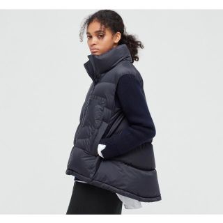 ユニクロ(UNIQLO)の最終値下げ/UNIQLO × +J プラスJ ダウンボリュームベスト サイズM(ダウンベスト)