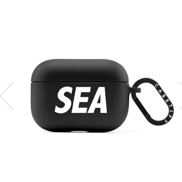 SEA(シー)のCASETIFY X WDS AIRPODS PRO ケース　ブラック　新品 メンズのファッション小物(その他)の商品写真