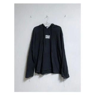 バレンシアガ(Balenciaga)の【美品】vetements hanes stuff hoodie(パーカー)