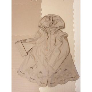 ジルスチュアート(JILLSTUART)の◆やませまり様専用◆JILLSTUART 刺繍フレアスプリングコート(スプリングコート)