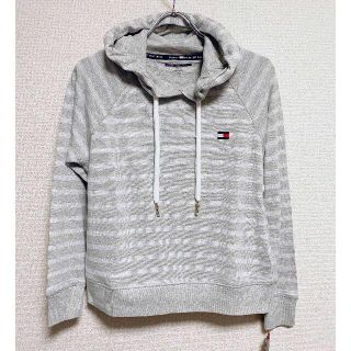 トミーヒルフィガー(TOMMY HILFIGER)の新品 S ★ トミーヒルフィガー レディース フーディ ストライプ グレー(パーカー)