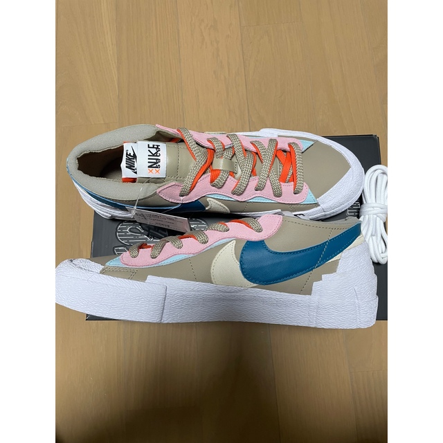 NIKE(ナイキ)のNIKE x sacai x KAWS BLAZER LOW 27.5 メンズの靴/シューズ(スニーカー)の商品写真