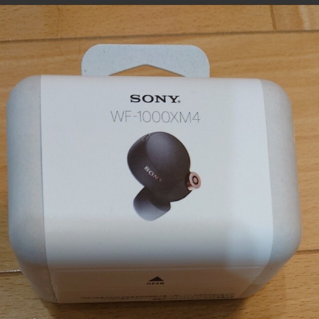 オーディオ機器新品未開封　SONY ノイズキャンセリングイヤホン　wf-1000xm4