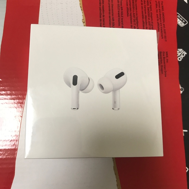 無ノイズキャンセリング機能APPLE AirPods Pro ノイズキャンセリング付完全ワイヤレスイヤホン