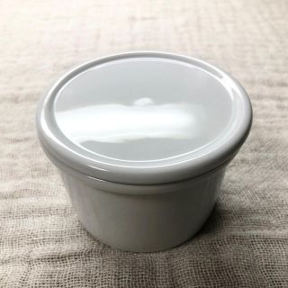 ムジルシリョウヒン(MUJI (無印良品))の無印良品:白磁 保存容器 小 2個セット(収納/キッチン雑貨)