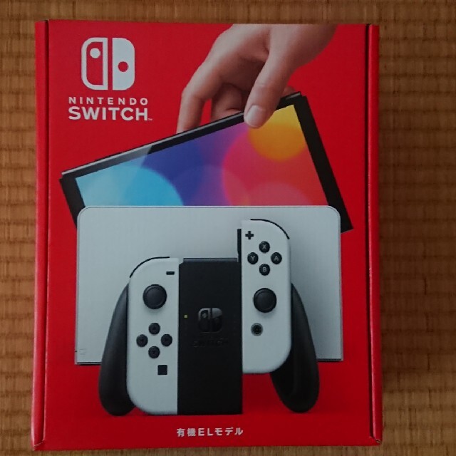 任天堂(ニンテンドウ)の【新品・未開封】任天堂 SWITCH スイッチ 有機ELモデル ホワイト エンタメ/ホビーのゲームソフト/ゲーム機本体(家庭用ゲーム機本体)の商品写真