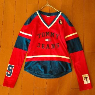 トミーヒルフィガー(TOMMY HILFIGER)のTOMMY JEANS ナンバリング Vネック カットソー(カットソー(長袖/七分))