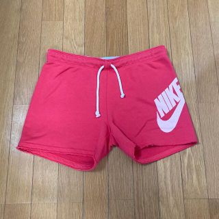 ナイキ(NIKE)の専用出品　NIKE  ショートパンツ　Ｍ　Ｌ(ショートパンツ)