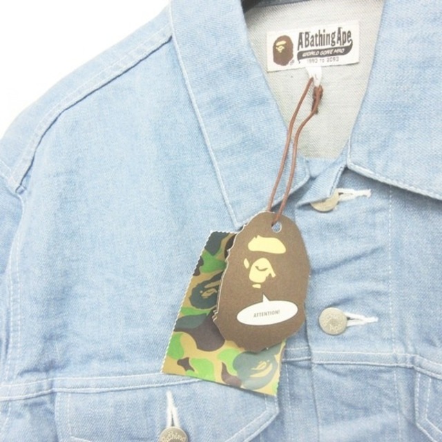 A BATHING APE(アベイシングエイプ)のアベイシングエイプ×ドラゴンボールZ 20SS コラボ デニムジャケット L メンズのジャケット/アウター(Gジャン/デニムジャケット)の商品写真