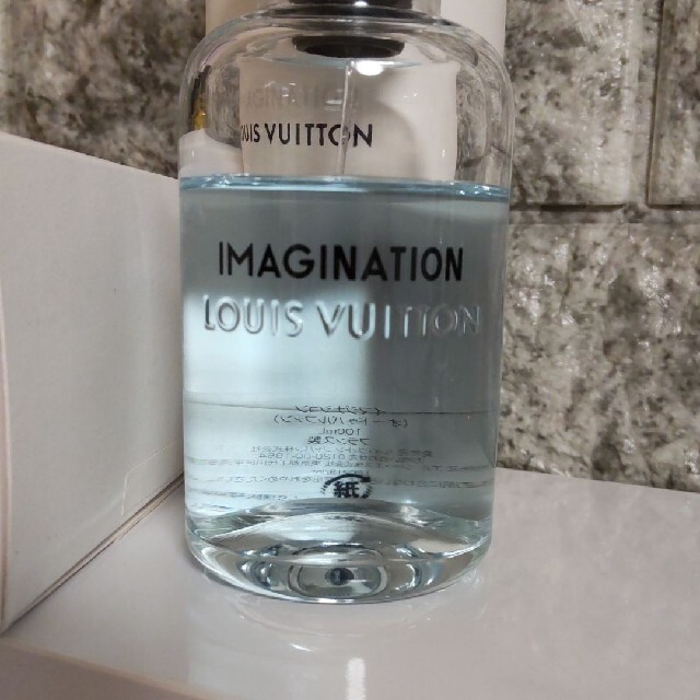 LOUIS VUITTON(ルイヴィトン)の細かい事様専用ルイヴィトン イマジネーション 100ml コスメ/美容の香水(ユニセックス)の商品写真