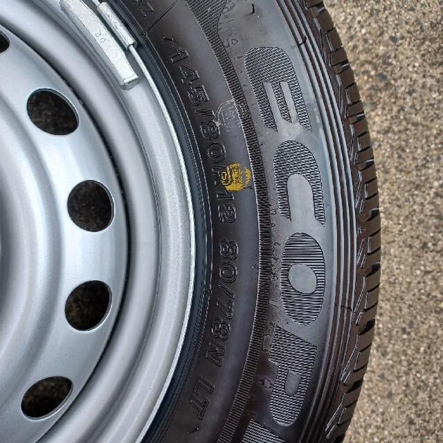 2022年春の 145/80R12 純正タイヤセット 新車外し - 自動車 - www.petromindo.com 2022年春の 145/80R12 純正タイヤセット 新車外し - 自動車 - www.petromindo.com