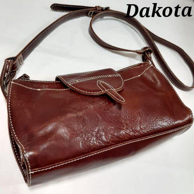 Dakota(ダコタ)のDakota　ダコタ　ショルダーバッグ　茶　ブラウン　レザー　革　ステッチ レディースのバッグ(ショルダーバッグ)の商品写真