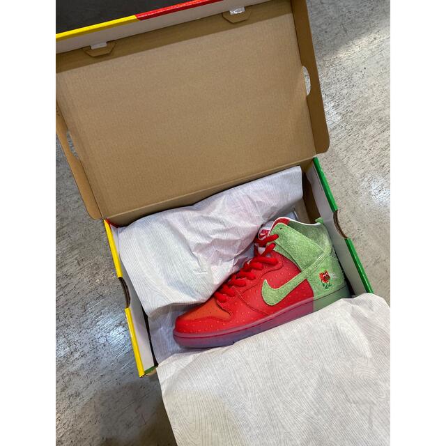 NIKE SB DUNK HIGH PRO “STRAWBERRY COUGH”