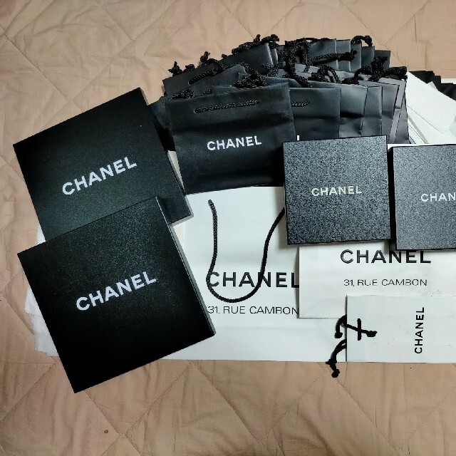CHANEL(シャネル)のCHANEL 空箱、紙袋セット エンタメ/ホビーのコレクション(その他)の商品写真