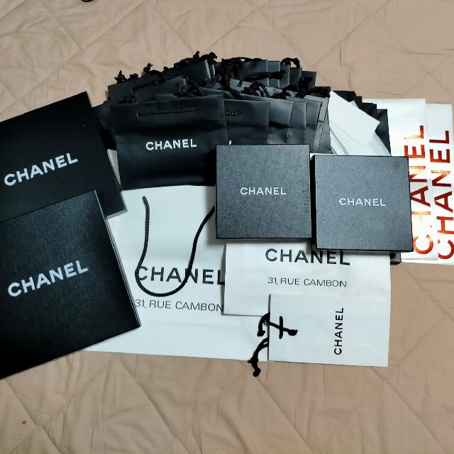 CHANEL(シャネル)のCHANEL 空箱、紙袋セット エンタメ/ホビーのコレクション(その他)の商品写真