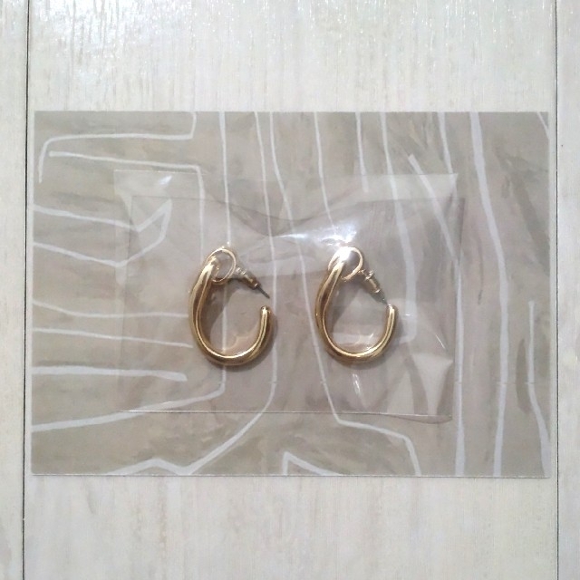 TODAYFUL(トゥデイフル)の【美品】TODAYFUL メタルロープピアス ゴールド Silver925アクセ レディースのアクセサリー(ピアス)の商品写真