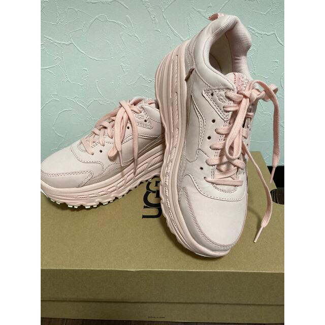 愛用 靴UGG CA805 アグ スニーカー 24.5 ciaociaoibiza.com