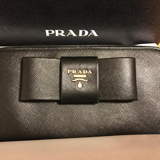 プラダ(PRADA)のPRADA リボン ラウンドファスナータイプ(財布)