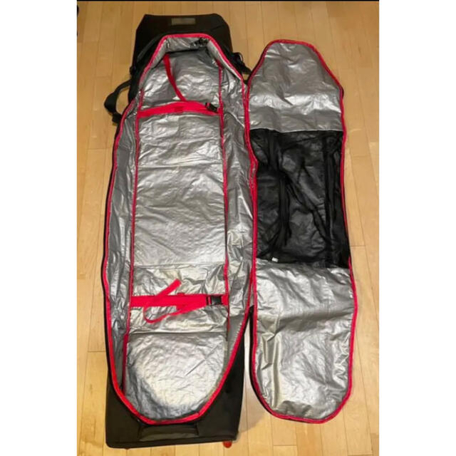 THE NORTH FACE BASE CAMP SNOW ROLLER BAG