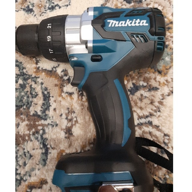 Makita(マキタ)のマキタ　HP481DZ 充電式ドライバドリル　未使用品 スポーツ/アウトドアの自転車(工具/メンテナンス)の商品写真