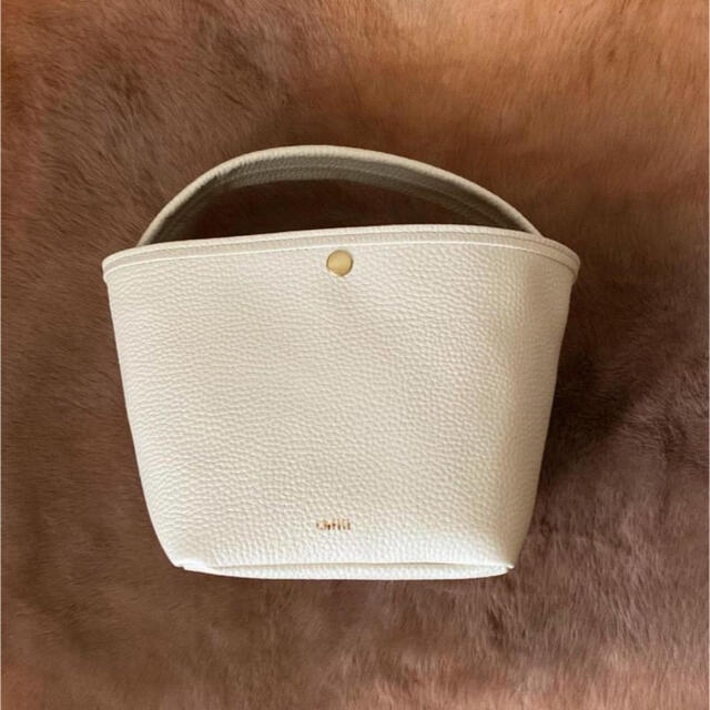 chiiiibag leather basket off-white レディース バッグ lulu-vision.nl