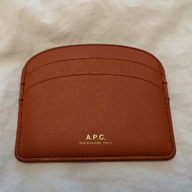A.P.C(アーペーセー)のa.p.c カードケース レディースのファッション小物(名刺入れ/定期入れ)の商品写真