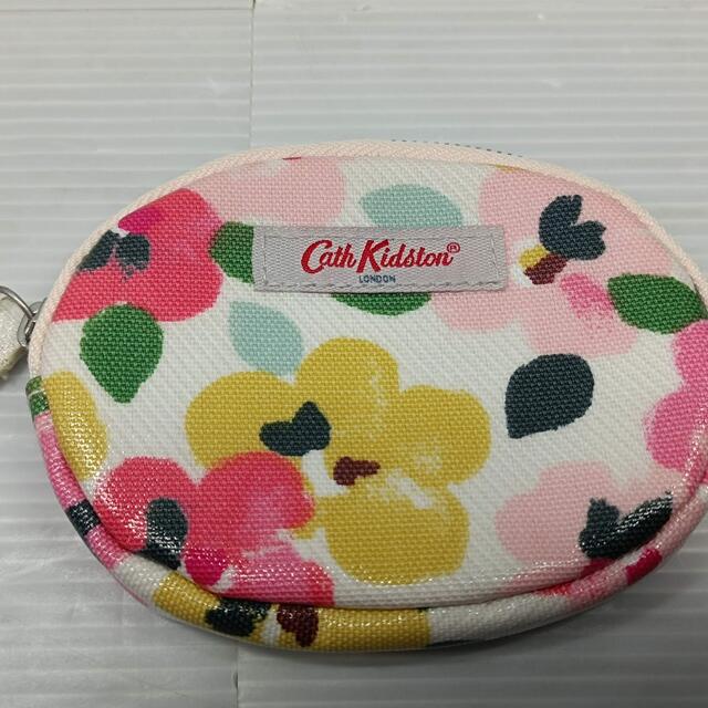 Cath Kidston(キャスキッドソン)のCath Kidston オールコインパース ペインテッドパンジー レディースのファッション小物(コインケース)の商品写真