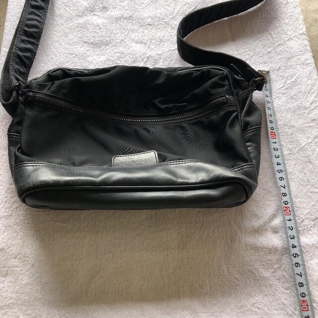 POUR HOMME Y'SACCS(イザック) ショルダーバッグ ブラックの通販 POUR HOMME Y'SACCS(イザック) ショルダーバッグ ブラックの通販