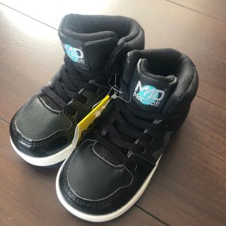 ディーシーシューズ(DC SHOES)の子供スニーカー　靴　17センチ　MAD(スニーカー)