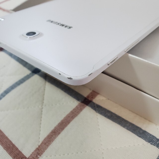 SAMSUNG(サムスン)のsamusung Galaxy Tab S2 8.0 SM-T713(白) スマホ/家電/カメラのPC/タブレット(タブレット)の商品写真