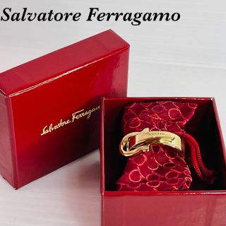 サルヴァトーレフェラガモ(Salvatore Ferragamo)の(極美品！)フェラガモ　スカーフリング　ガンチーニ　箱、保存袋付き(その他)