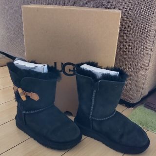 アグ(UGG)のUGG キッズ ブーツ 美品  値下げしました(ブーツ)